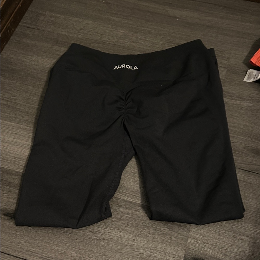Aurora Black leggings